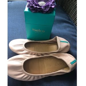 Tieks size 7 ballerina pink